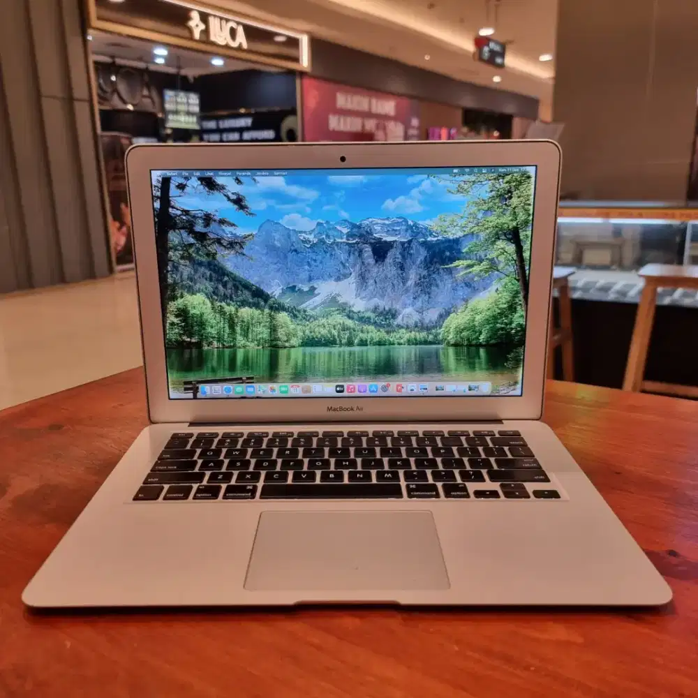 Macbook Air 13 inch ,2014