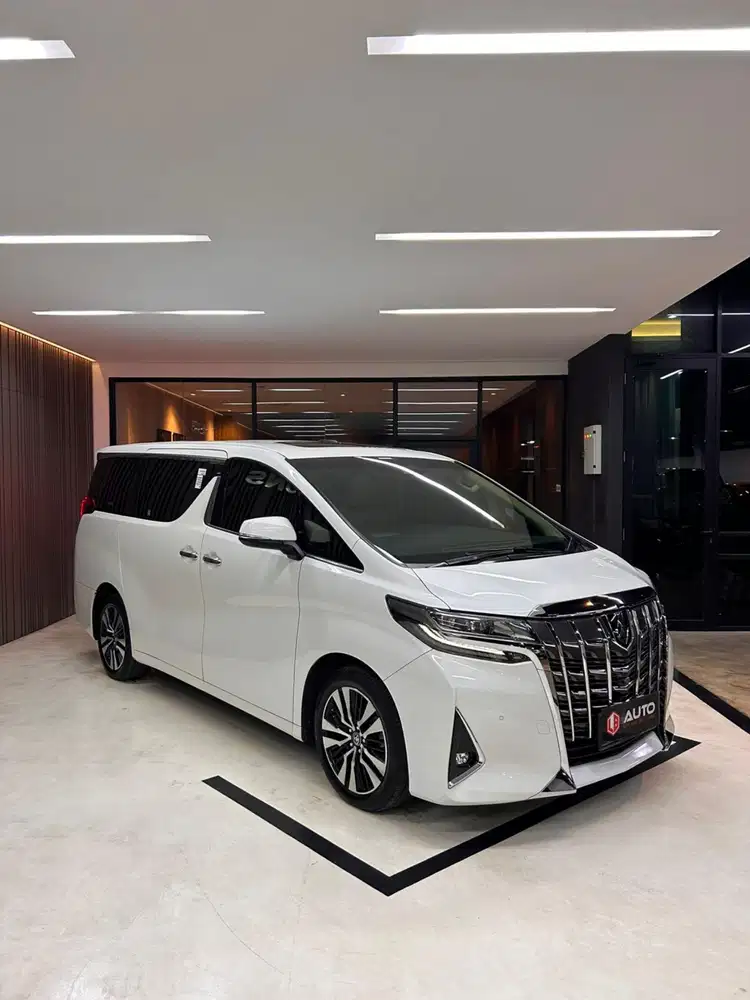 Toyota Alphard 2.5 G TSS ATPM 2023 Putih Km27rb B1830DOM