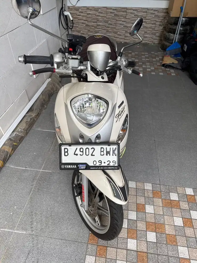 Yamaha Fino Premium White ( Barang Antik)