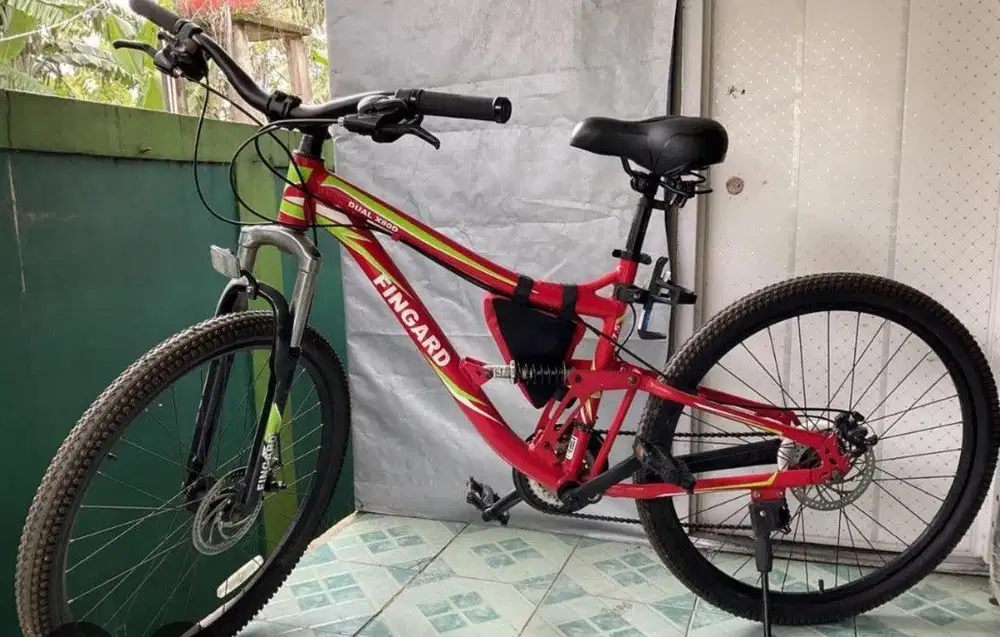 Sepeda Gunung / MTB merk Fingard mulus