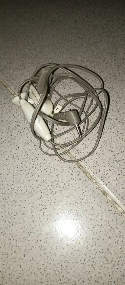 headset Nokia jadul New
