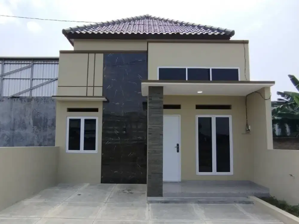 Rumah Strategis Tengah Kota Jebres Solo