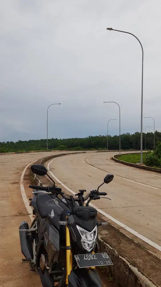 CB 150 R Streetfire 2021