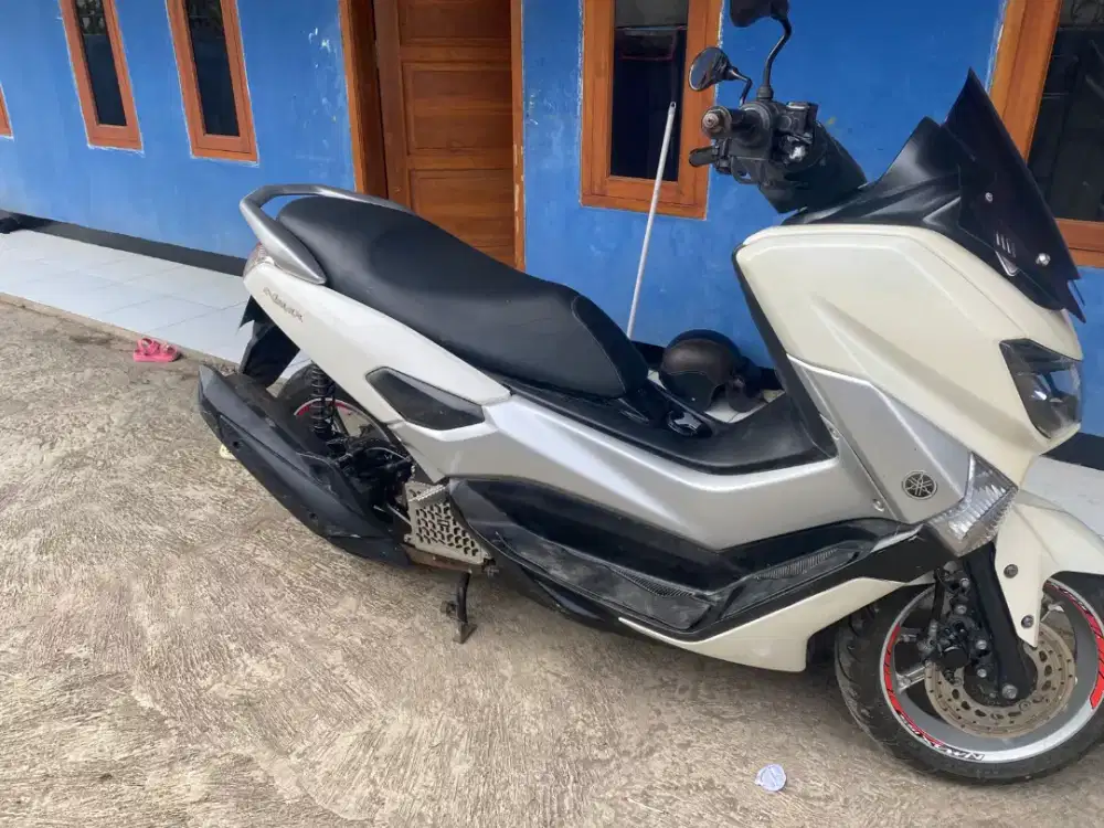 nmax old 2017 warna putih