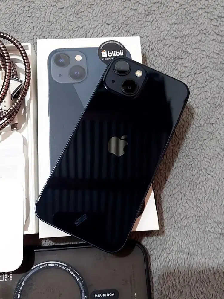 Iphone 13 128 Midnight Garansi resmi Fullset