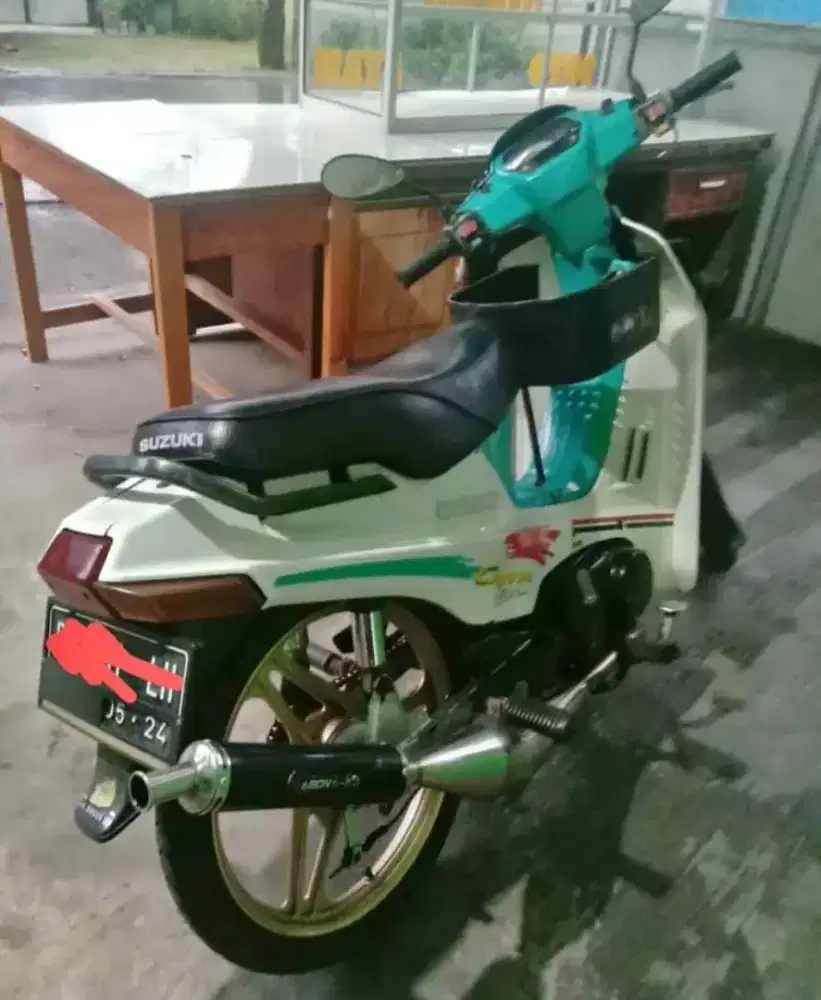 SUZUKI CRISTAL PLAT JAWA
