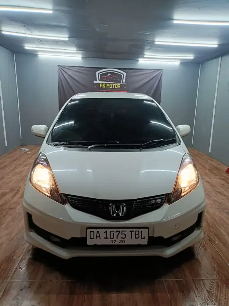 Honda Jazz RS 1.5 2014 AT