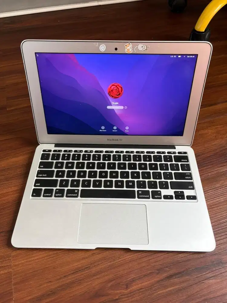 Macbook Air 11 inch 2015