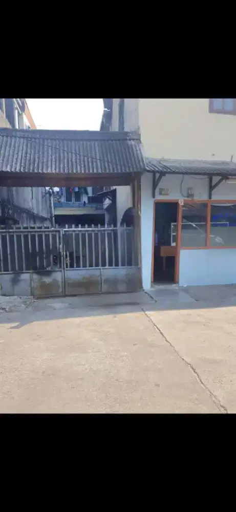 Dijual kontrakan dan warung untuk usaha