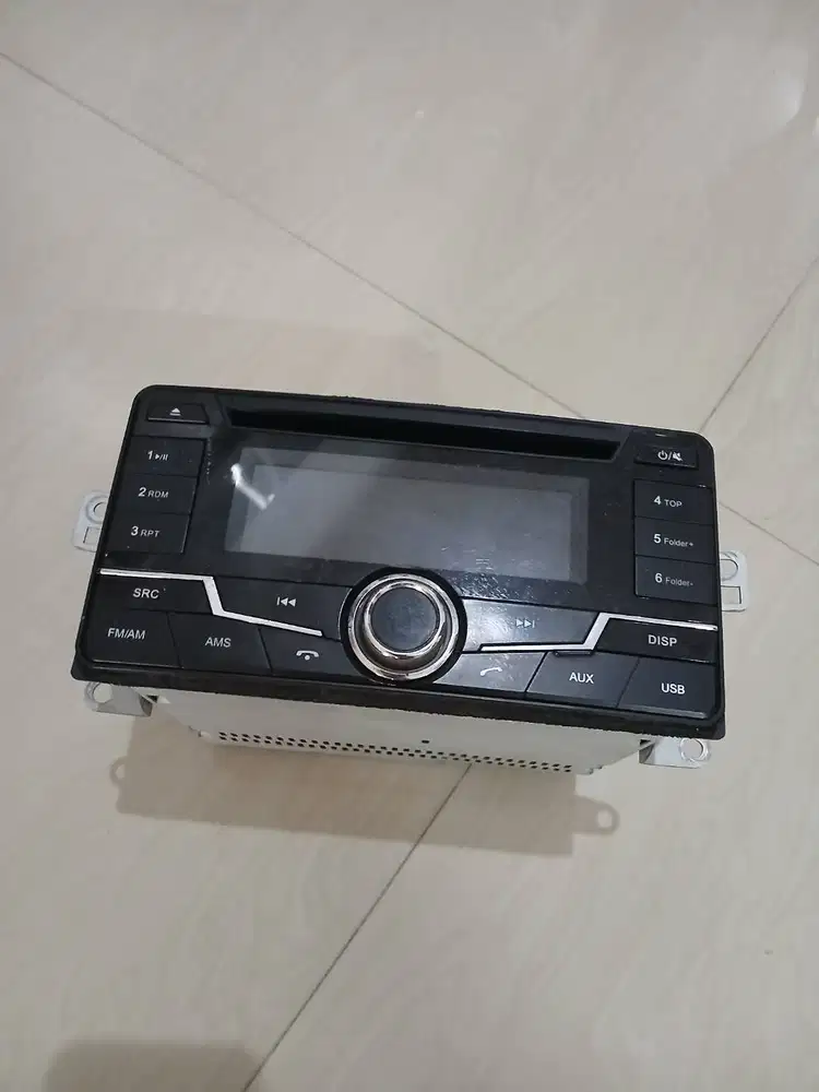 Head Unit Daihatsu Sigra Original (USED)