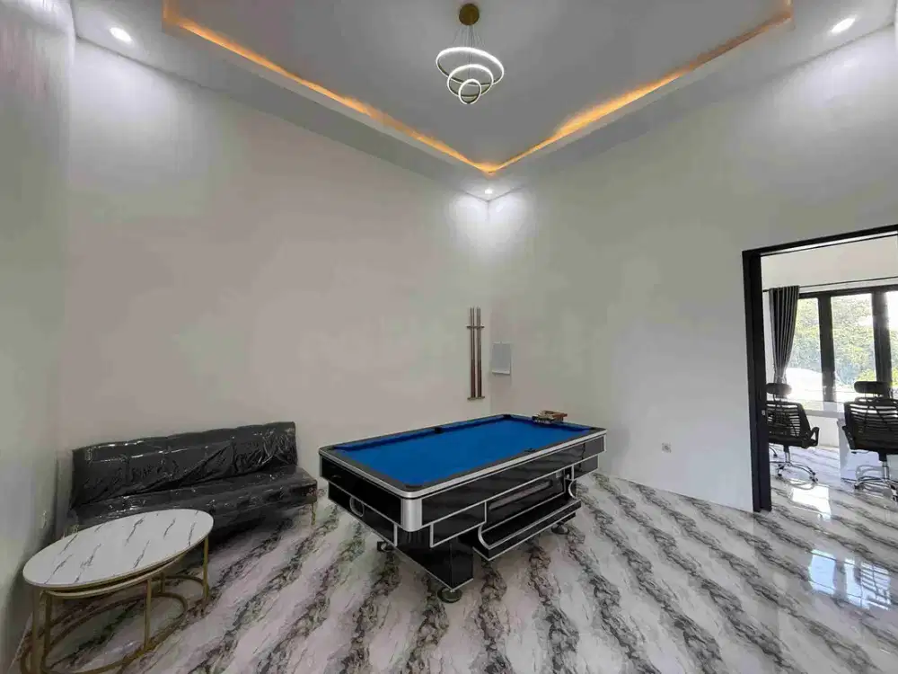 Butuh uang jual villa