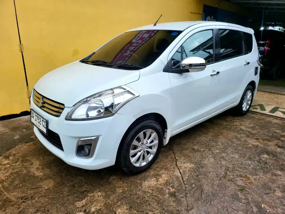 DP 5 jt Ertiga GX MT 2013