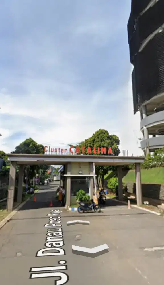 DiJual Murah Rumah hook di Catalina, row jalan besar