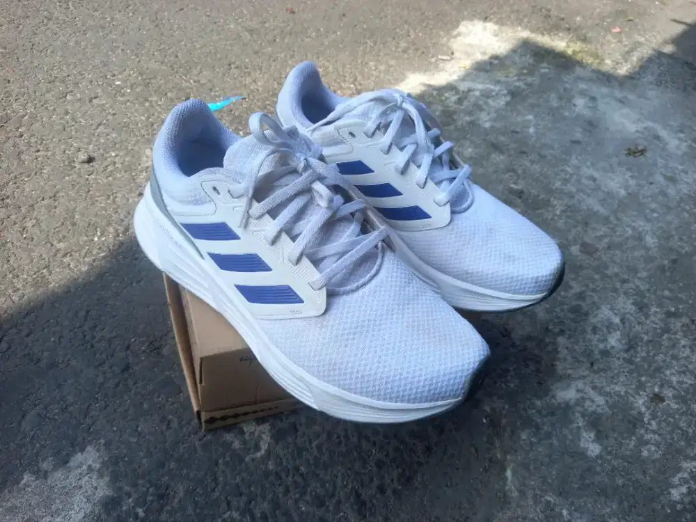 Sepatu adidas galaxy 6 ori size 44
