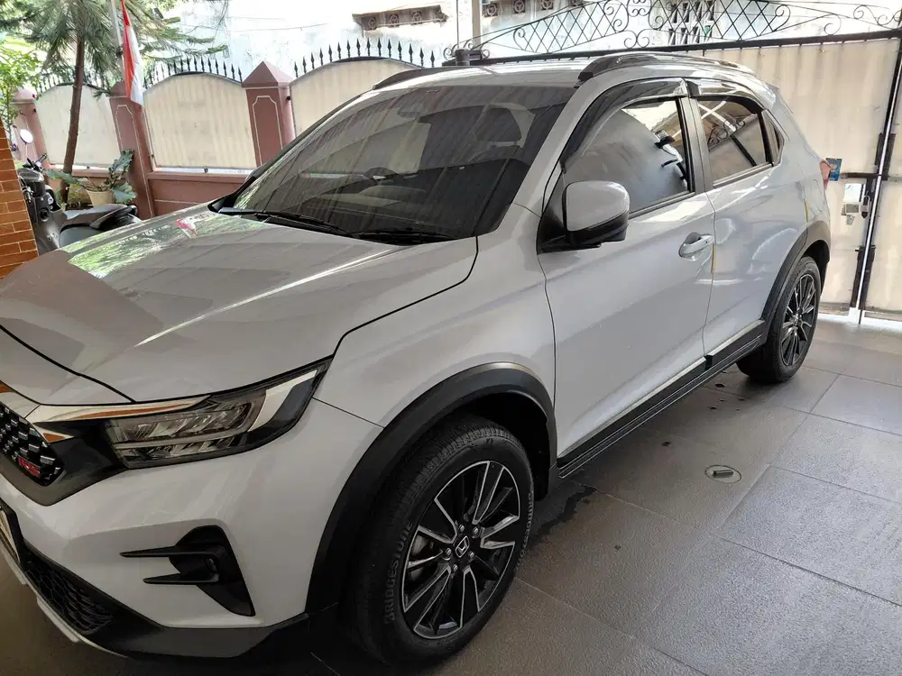 Honda WR-V 2023 Bensin