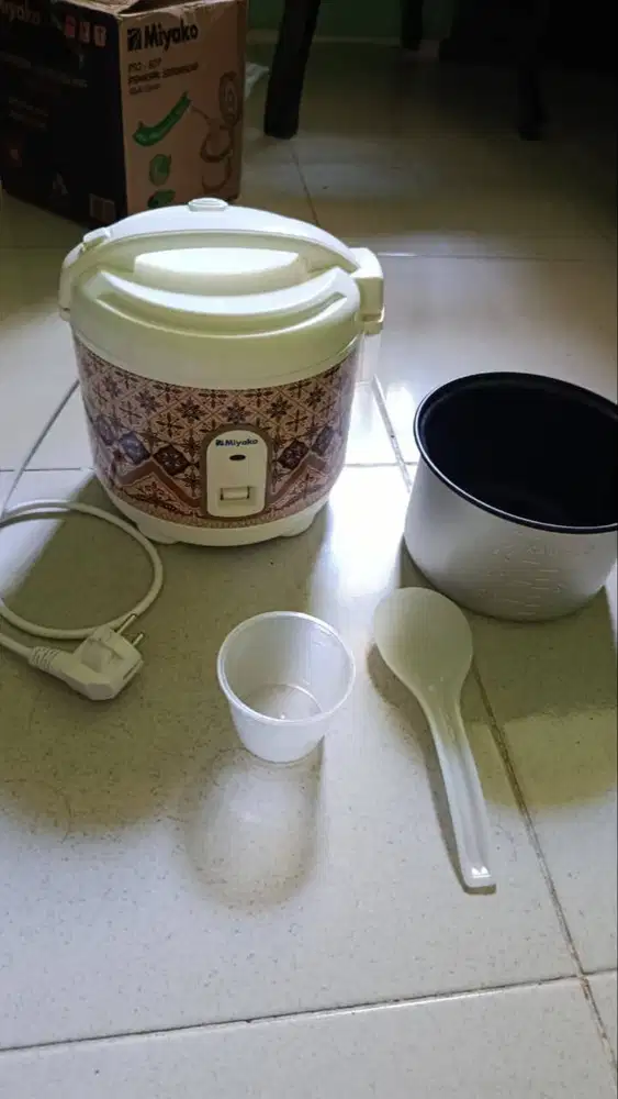 Rice Cooker Miyako Mulus