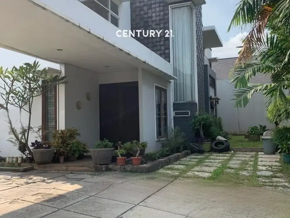 Rumah Luas Dengan Kolam Renang Pribadi Dijual Di Bintaro Sektor 9