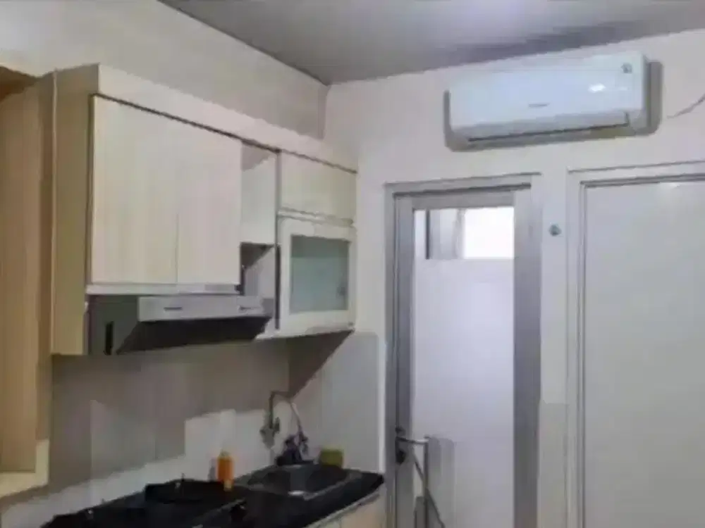 Apartemen Kelapa Gading Nias 2 Kamar Furnished di Emerald Bulanan Lantai Tengah