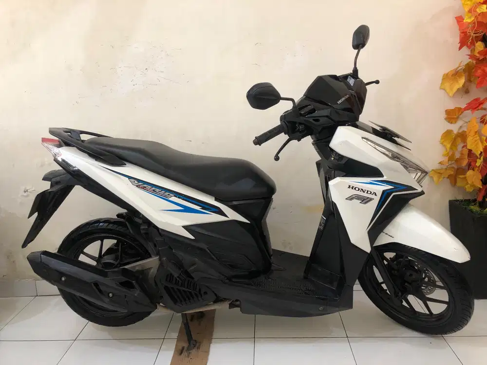 Honda Vario 125 th.2016 putih!!