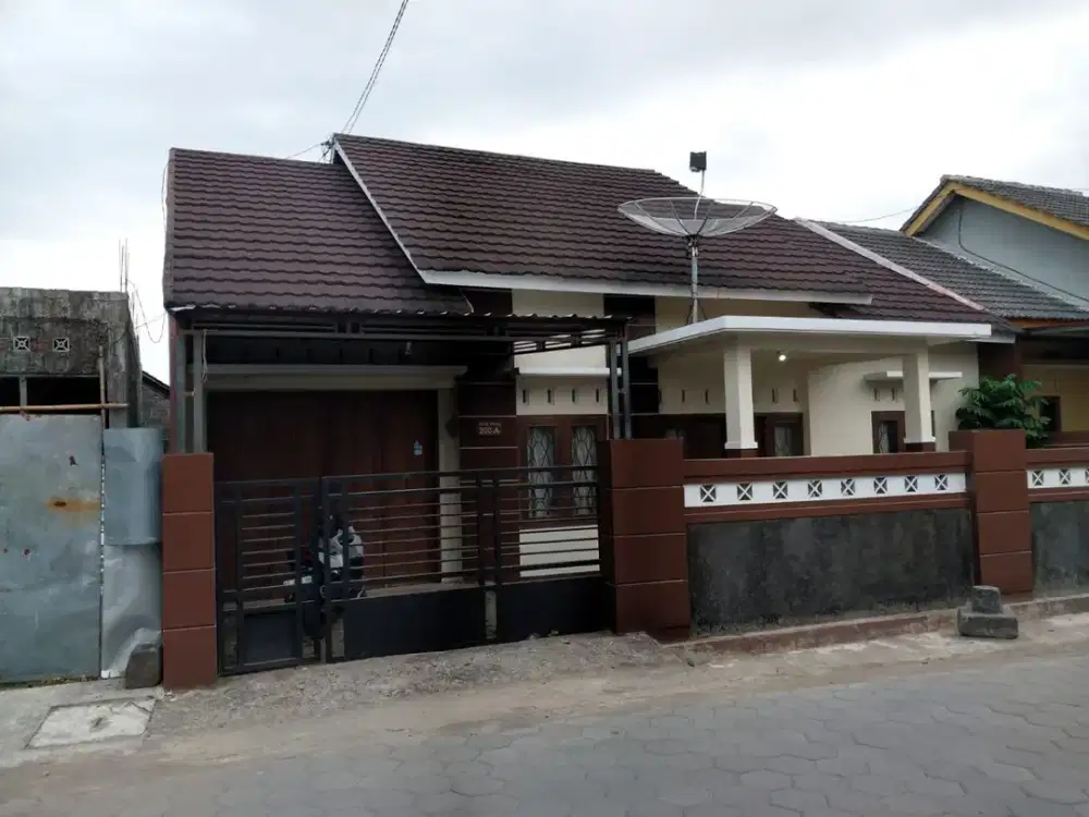 Rumah Siap Huni Tanah Luas Dalam Ringroad
