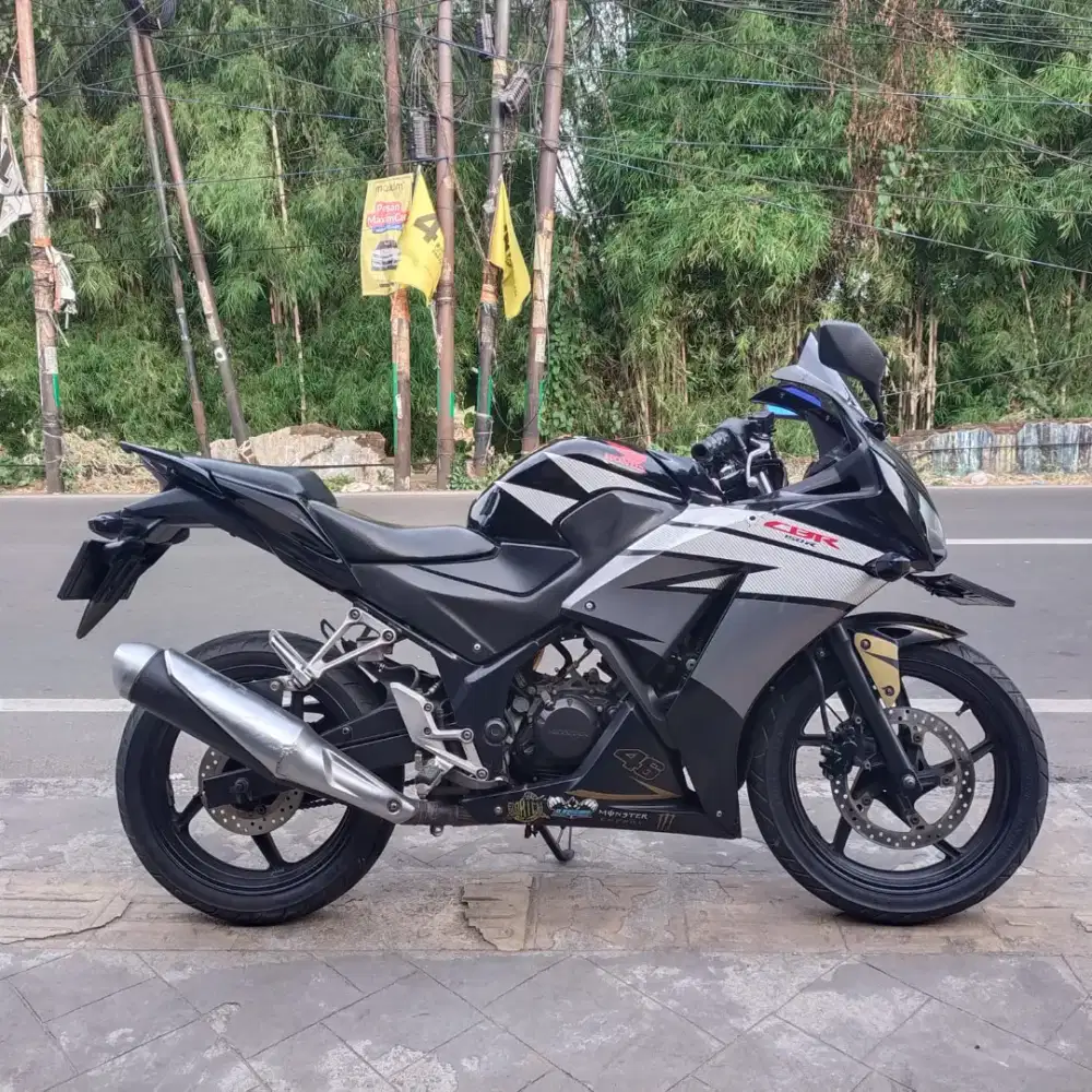Honda CBR 2015 Orisinil mesin Aluss