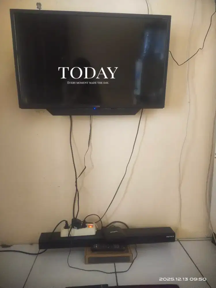 led polytron 32 inc+soundbar+stb unlock