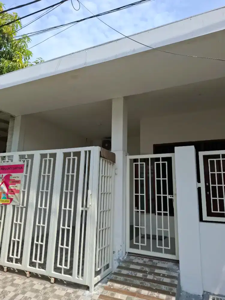 RUMAH DIJUAL LOKASI STRATEGIS SIAP HUNI LENGKAP DENGAN PRABOT