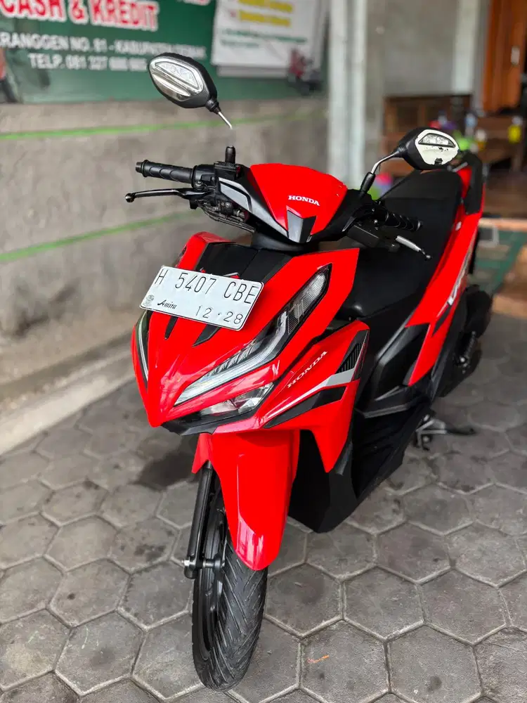 Vario 125 2023 merah