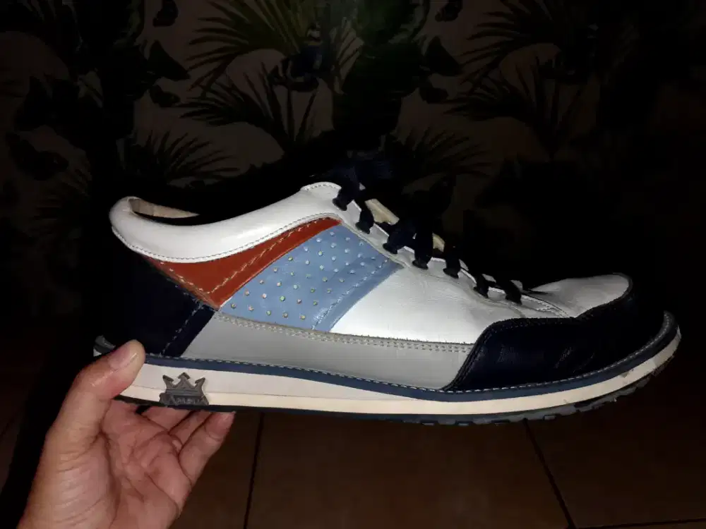 SEPATU MERK LAMBDA SIZE 43 (SEPATU GOLF)