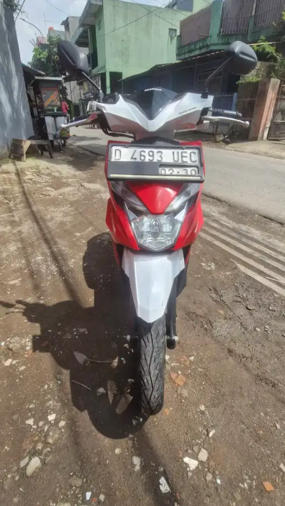 DIJUAL HONDA BEAT FI SP CBS ISS THN 2019 WARNA MERAH PUTIH