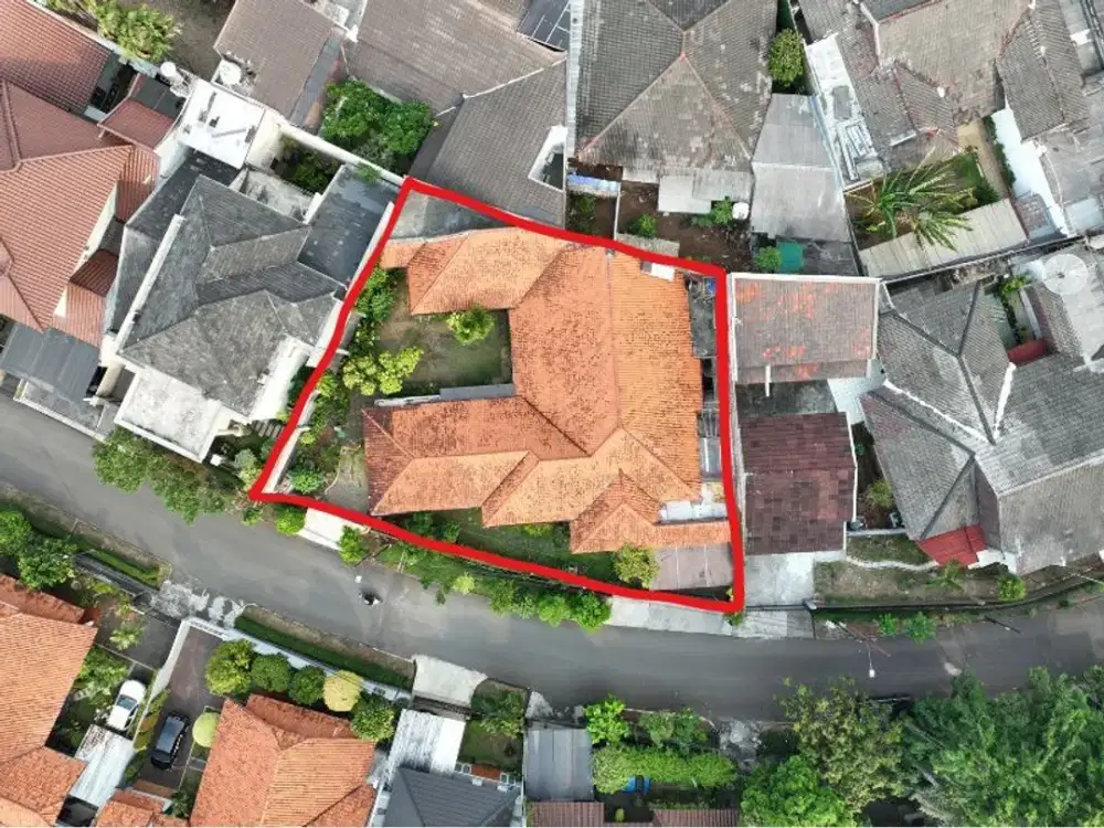 Rumah Asri Bintaro Jaya Tengah, Jakarta Selatan