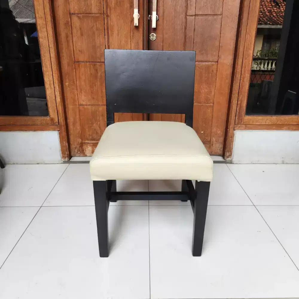 Kursi ex Resto - Kursi ex Cafe K3