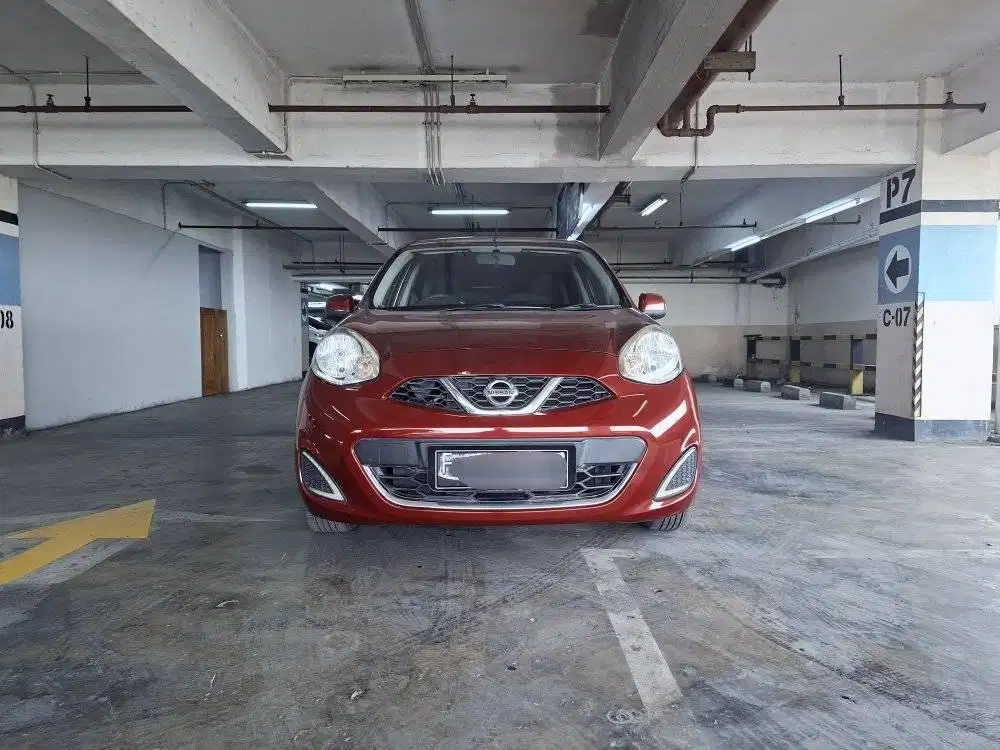 NISSAN MARCH XS 1.5 MT MANUAL 2017 MERAH RARE !!!