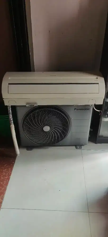 Dijual AC Panasonic 1jt
