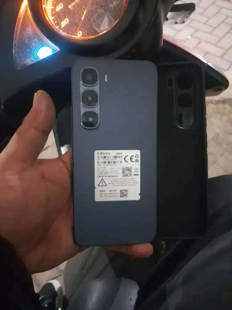 Infinix hot 60 pro 8/256