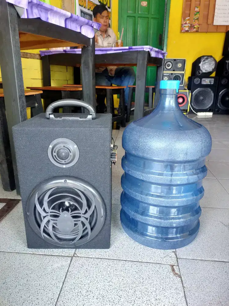 Speaker Aktif Bluetooth 8 Inch Karaoke Rakitan