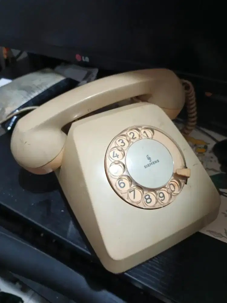 Telepon Rumah Jaman Dulu