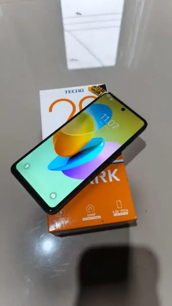 TECNO SPARK 20C 
RAM 8+8/128