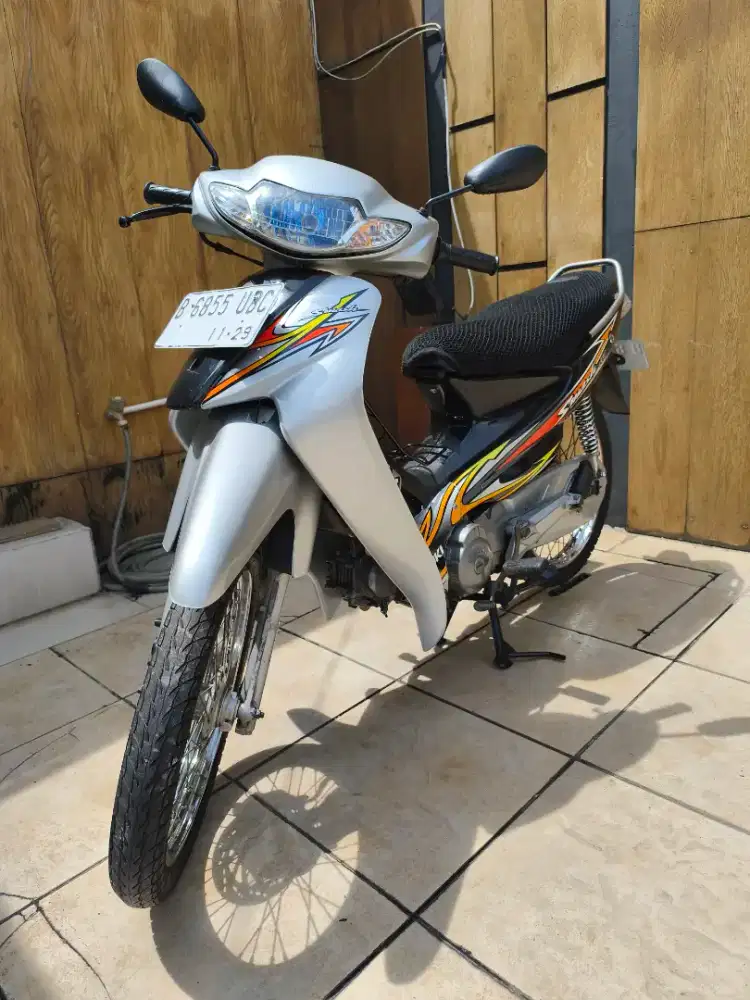 Jual Suzuki Smash 2004 Tgn 1 dari Baru Standar Mulus Pajak Panjang