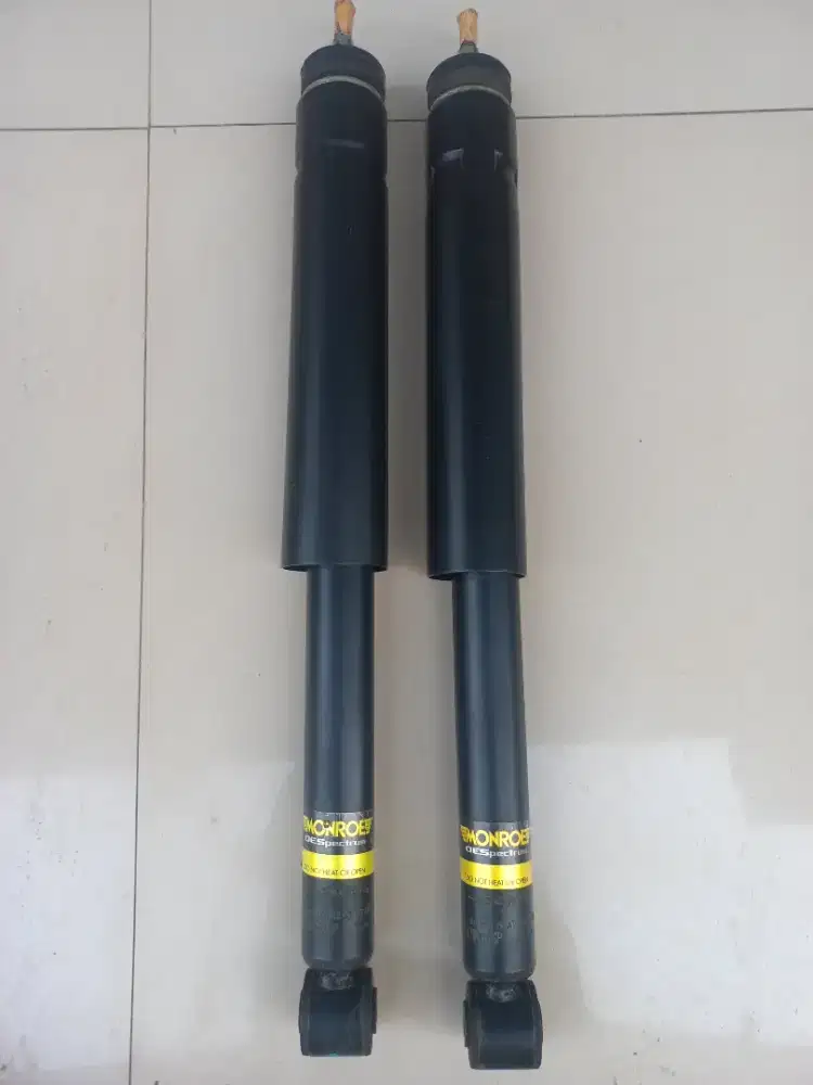 Shock / sok Mobil Belakang Honda City Gd8