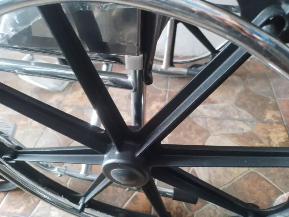 Kursi roda kondisi normal