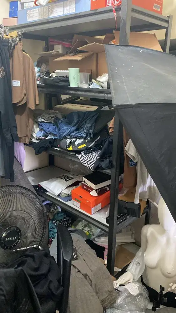 Rak Besi dan Papan Kokoh Bagus