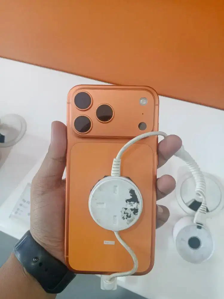 Kredit handphone iPhone 17 series