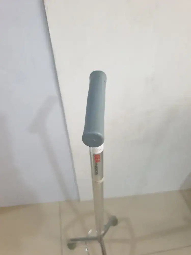 Tongkat kaki 3 brand GEA FS926L second