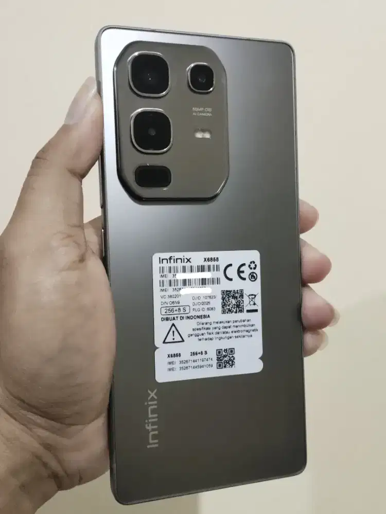 Infinix note 50 ram 8/256 mulusss no minus
Kelengkapan hp csan