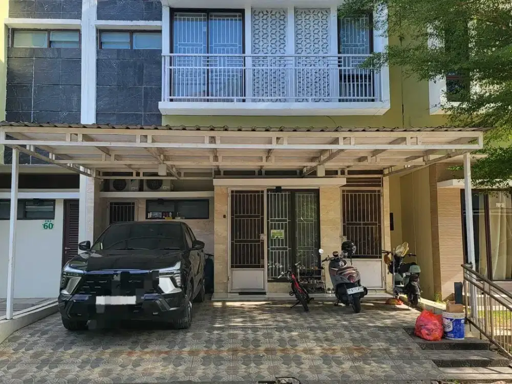 RUMAH 2 LANTAI DI WATER FRONT CITY