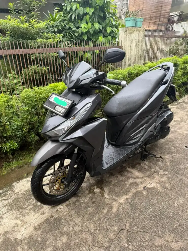 Vario 125 cbs iss tahun 2016