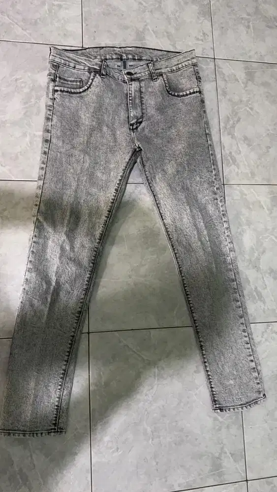 CELANA DENIM DAN SLIMFIT COWO