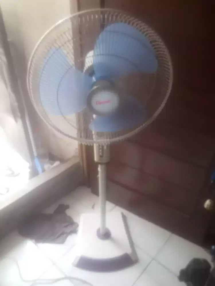 Kipas angin stand fan 16 inch cosmos normal siap pakai nego tipis