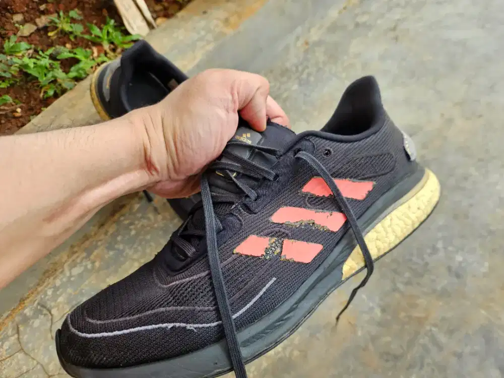 Adidas original ukuruan 44 buat pria